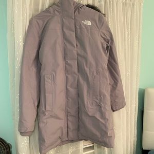 North Face Women’s Arctic Swirl Parka M.   Lavender Fog. Excellent